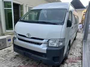 Toyota HiAce 2018