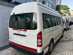 Toyota HiAce 2018