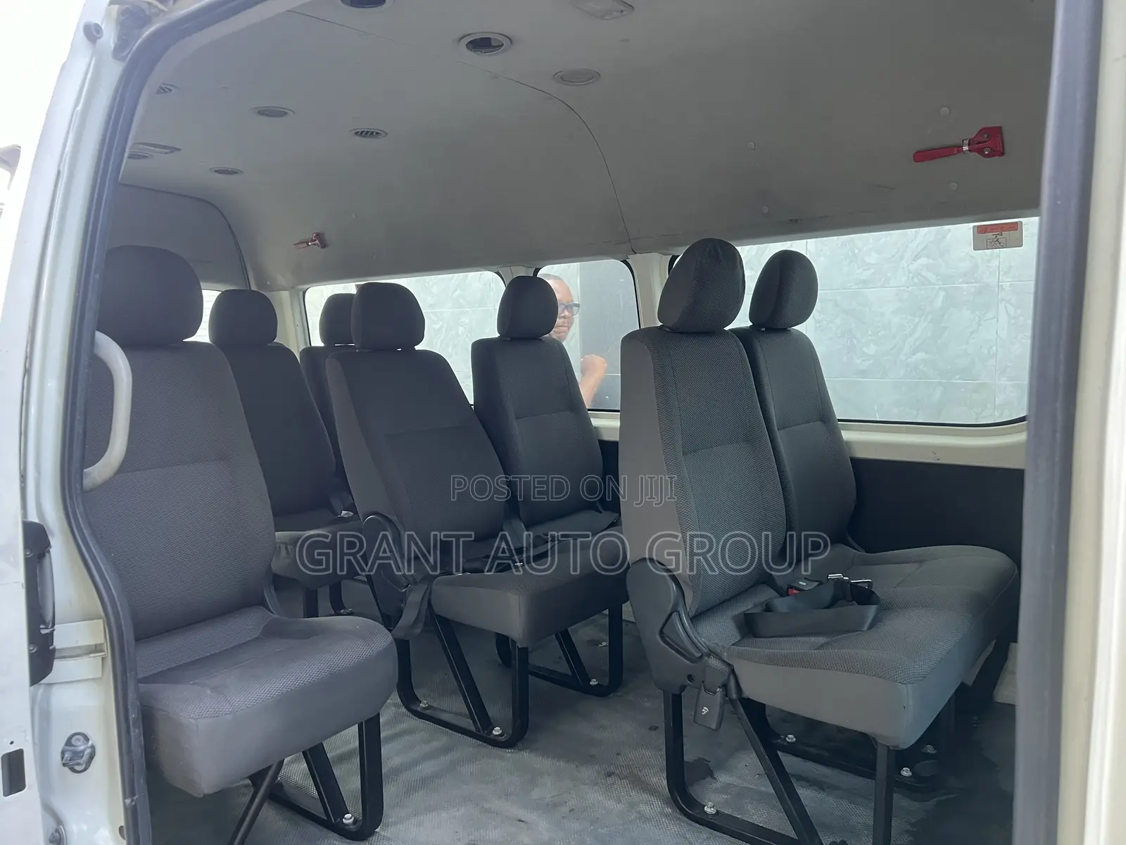 Toyota HiAce 2018