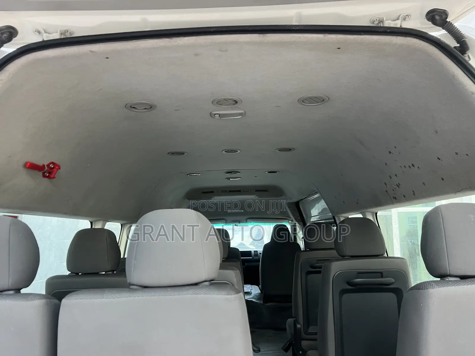 Toyota HiAce 2018