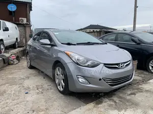 Hyundai Elantra Limited 2011 Silver