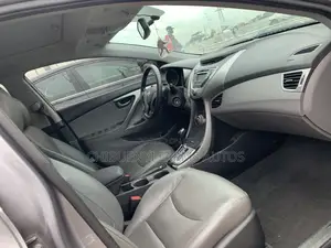 Hyundai Elantra Limited 2011 Silver