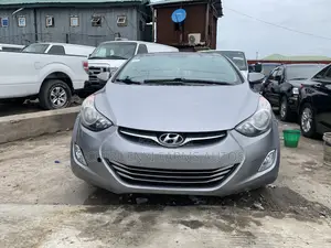 Hyundai Elantra Limited 2011 Silver