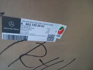 Door Glass Mercedes G WAGON Front Right 2022 2024