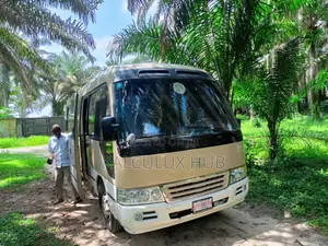 First-Class Coaster Bus for Charter