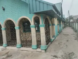4bdrm Bungalow in Upper Agbarho, Warri for sale