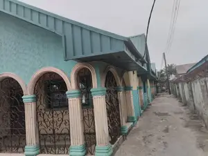 4bdrm Bungalow in Upper Agbarho, Warri for sale
