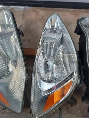 Set of Headlight for Toyota Sienna