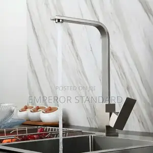 Anti-Rust Kitchen Sink Mixer Tap Modern Lever Monobloc Tap