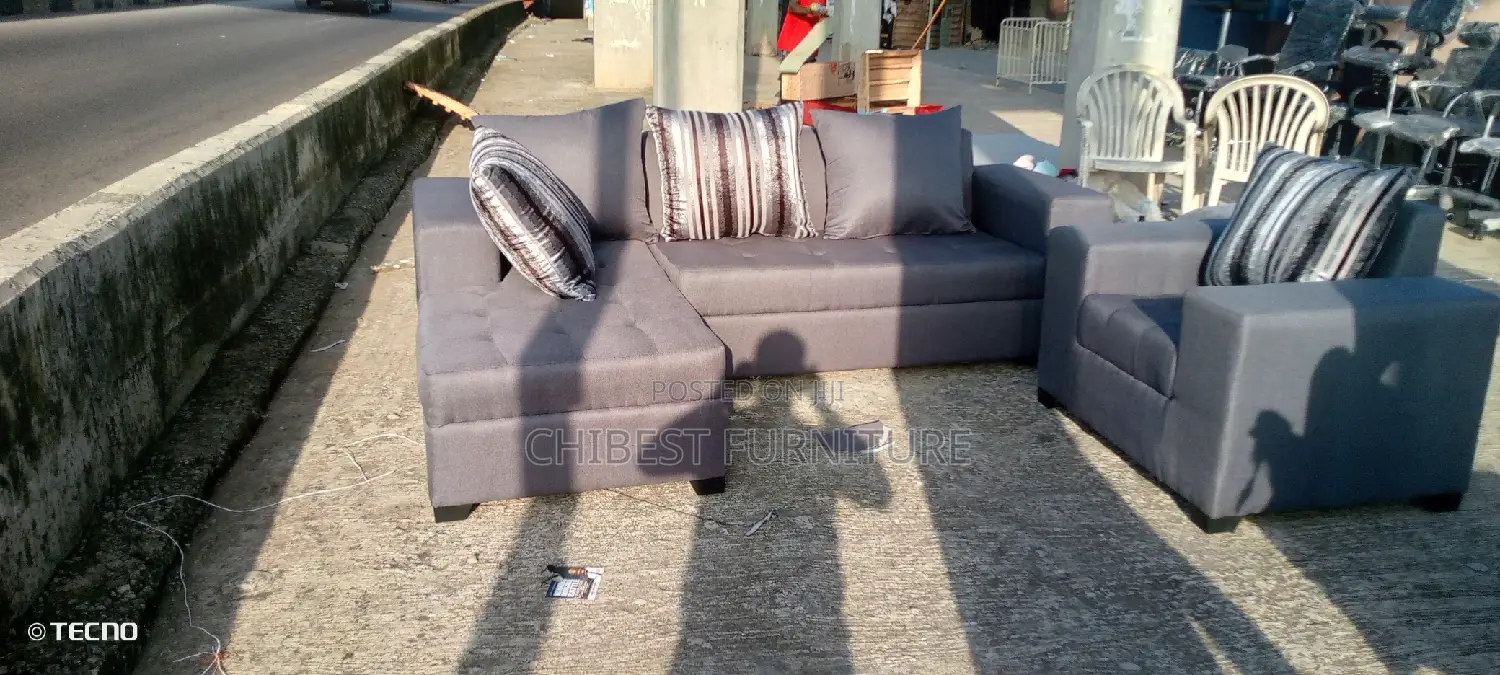 Standard L Shaped Cushion Chair