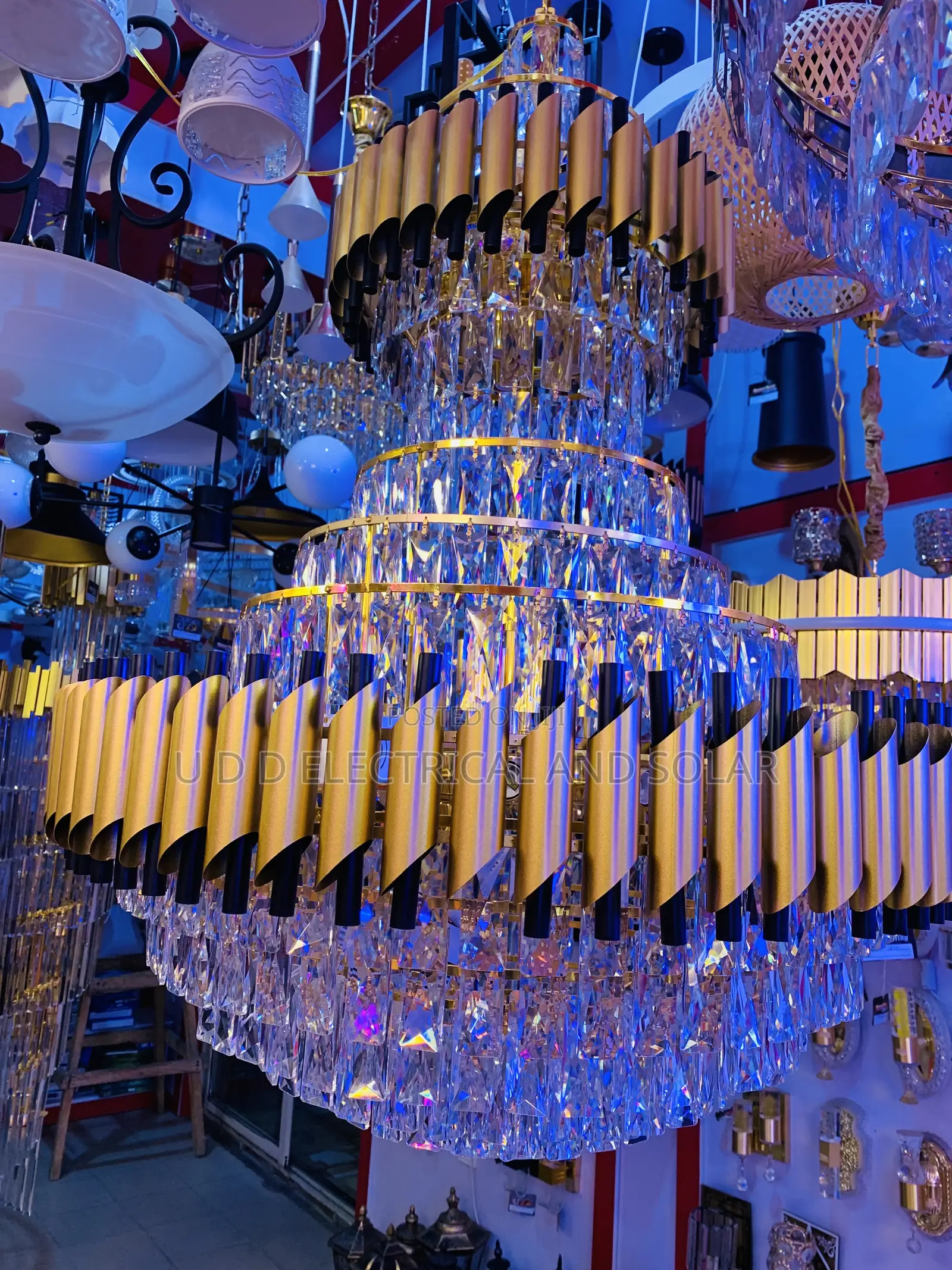 Modem Chandelier 3color Light By800 Dubai Product