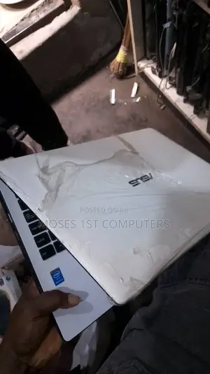 New Laptop Asus 4GB HDD 500GB