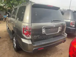 Honda Pilot 2008 Gray
