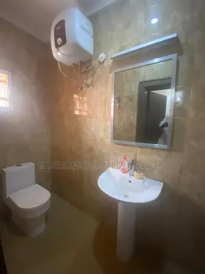 3bdrm House in Wuse 2 for rent