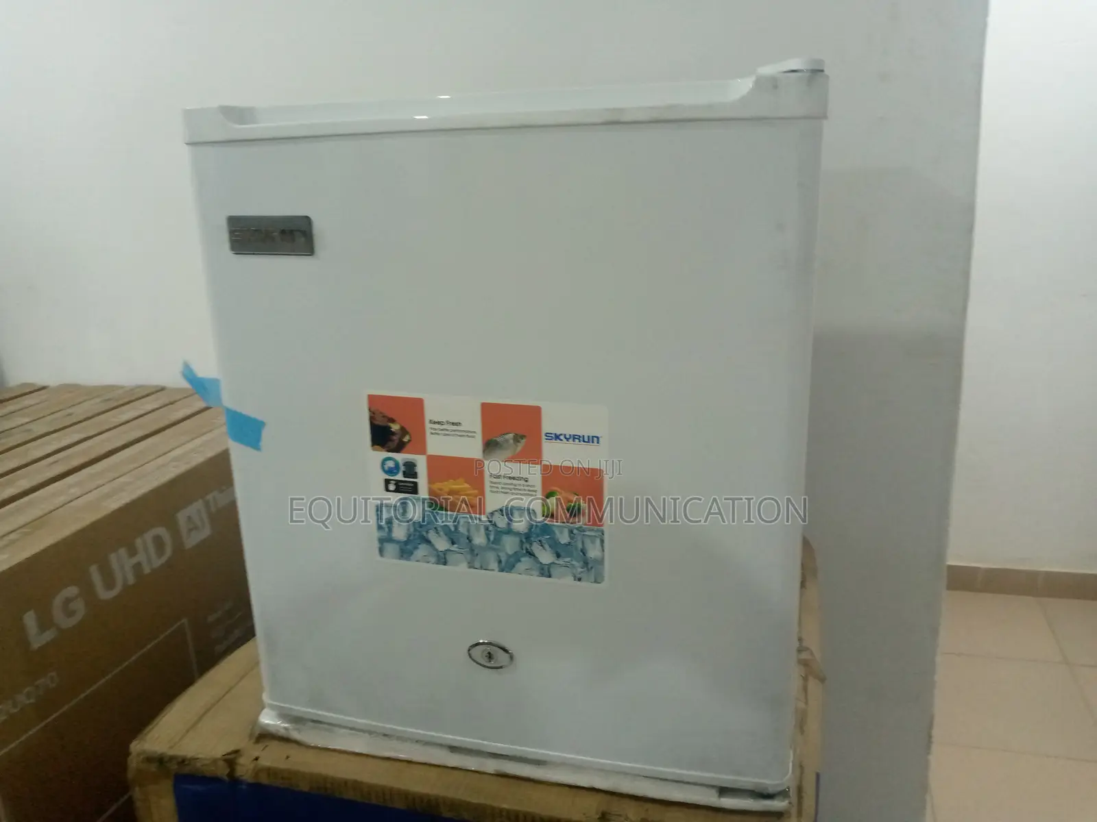 Skyrun 50 Liters Bedside Fridge | BCD-55A