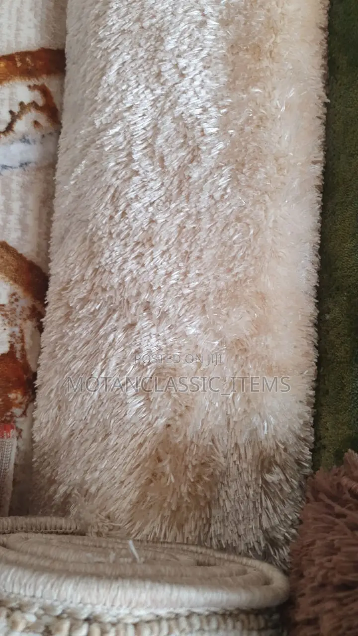 Original Thick Rug(Modern Turkey Millat Centre and Full Rug)