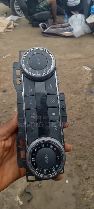 AC Control GLK Or C300 2011 Model