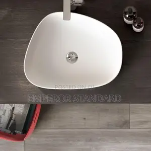 Wall Hung Basin With Hanger