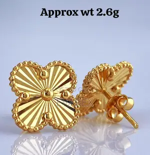 Pure Real 18krt Gold Stud Earring
