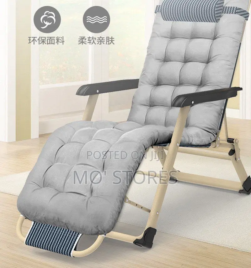 Foldable Lounge Chair