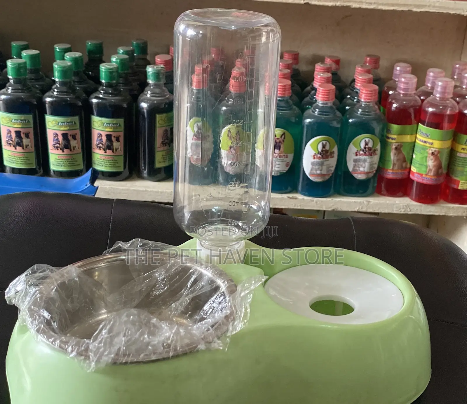 Double Plastic Bowl With Water Bottle