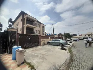 3bdrm Block of Flats in Apple Junction for sale