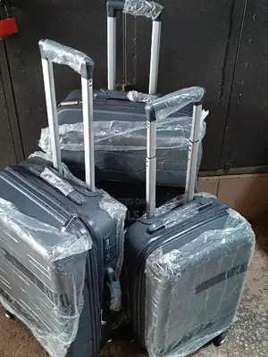 Set of 3 Unbreakable Elastic Rubber Travelling Luggage Boxes
