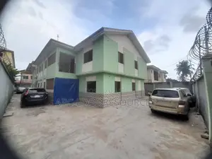 3bdrm Block of Flats in Ago Palace for sale