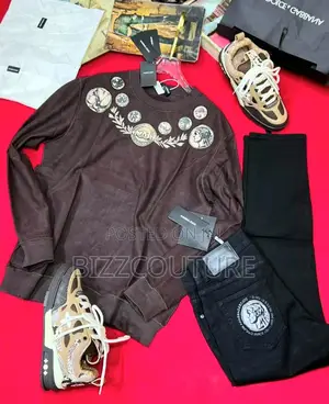 Original Dolce Gabbana T-Shirt Available in Store
