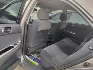 Toyota Camry 2005 Gray