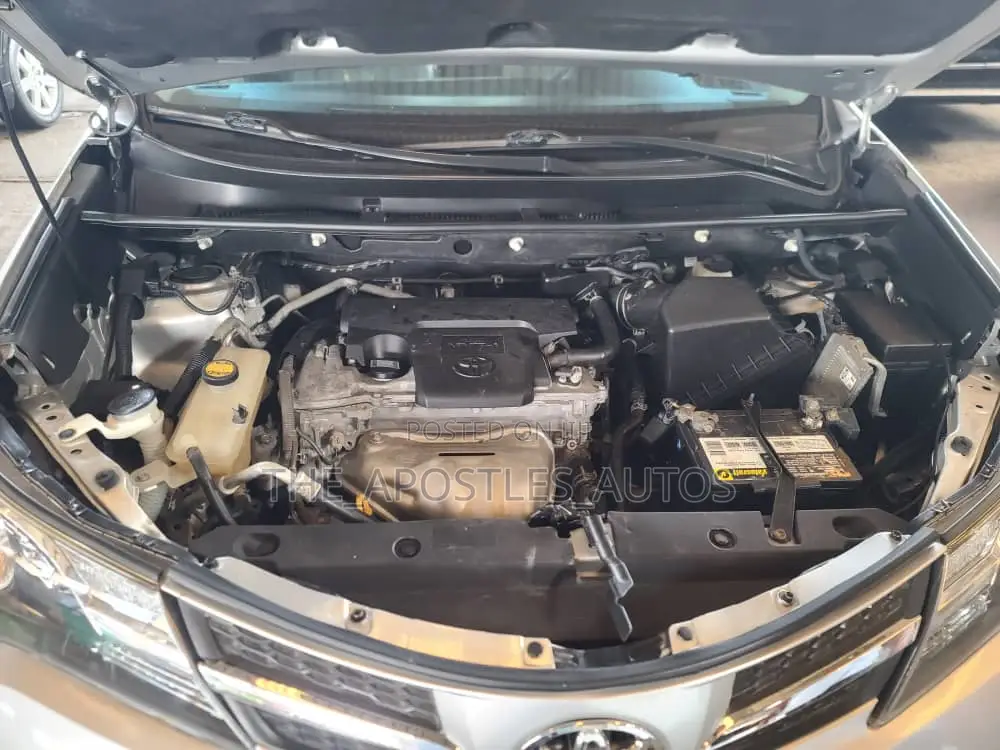 Toyota RAV4 2014 Silver