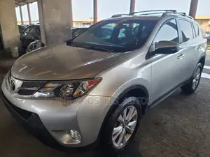 Toyota RAV4 2014 Silver