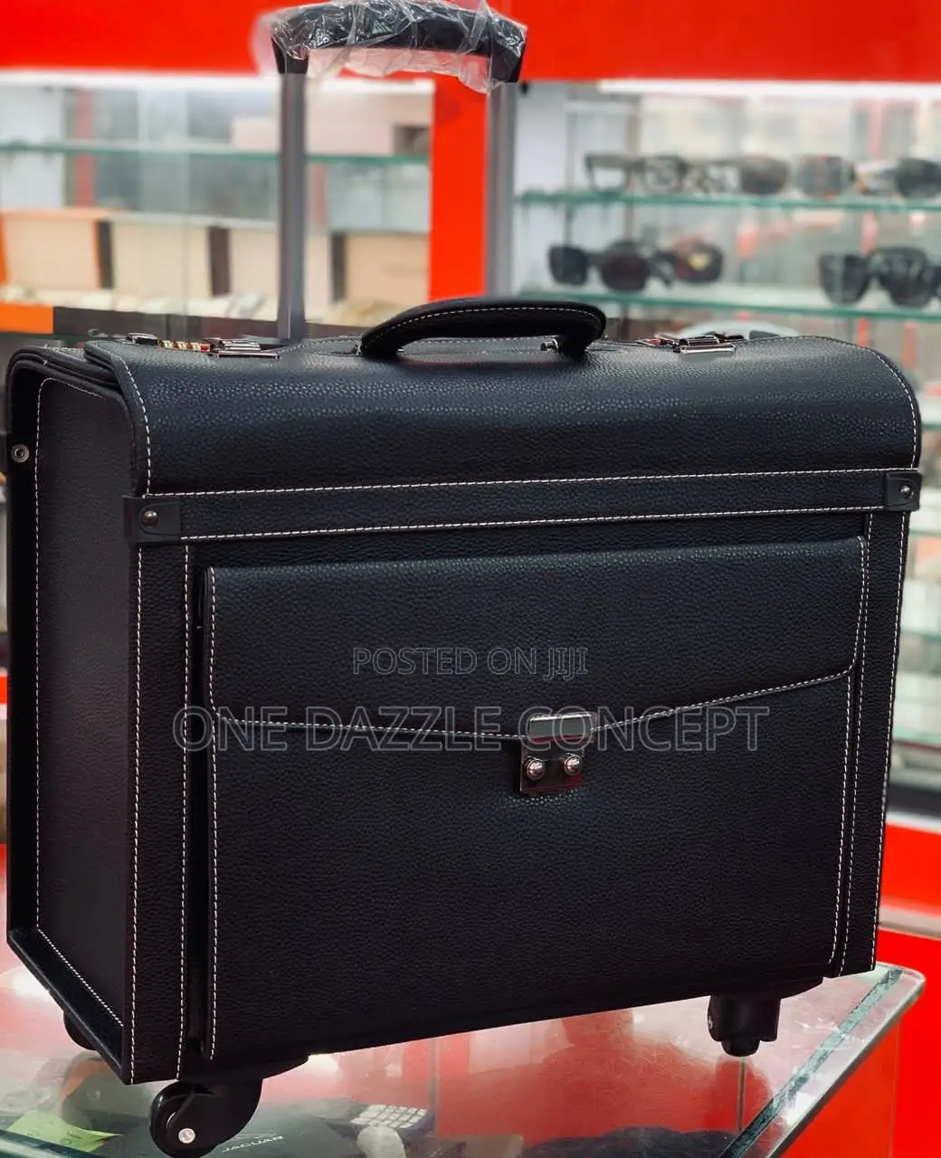 Briefcase Pilot Box