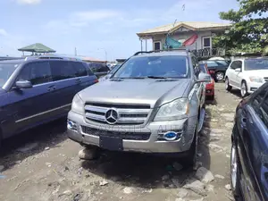 Mercedes-Benz GL-Class GL 450 2008 Gold