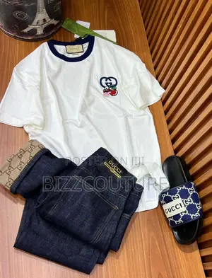 Original GUCCI T-Shirts Available in Store