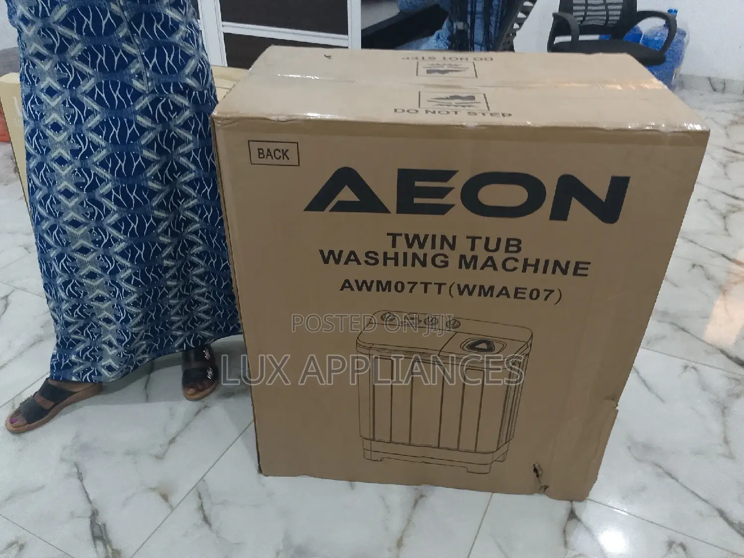 The AEON Twin Tub Washing Machine 7kg