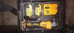 Cordless Angle Grinder 41⁄2"