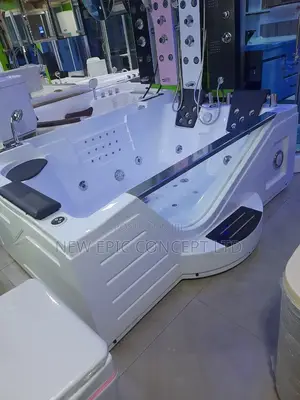 Double Jacuzzi With Television