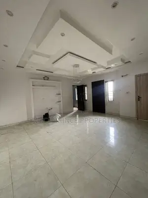 Furnished 3bdrm Block of Flats in Surulere for rent