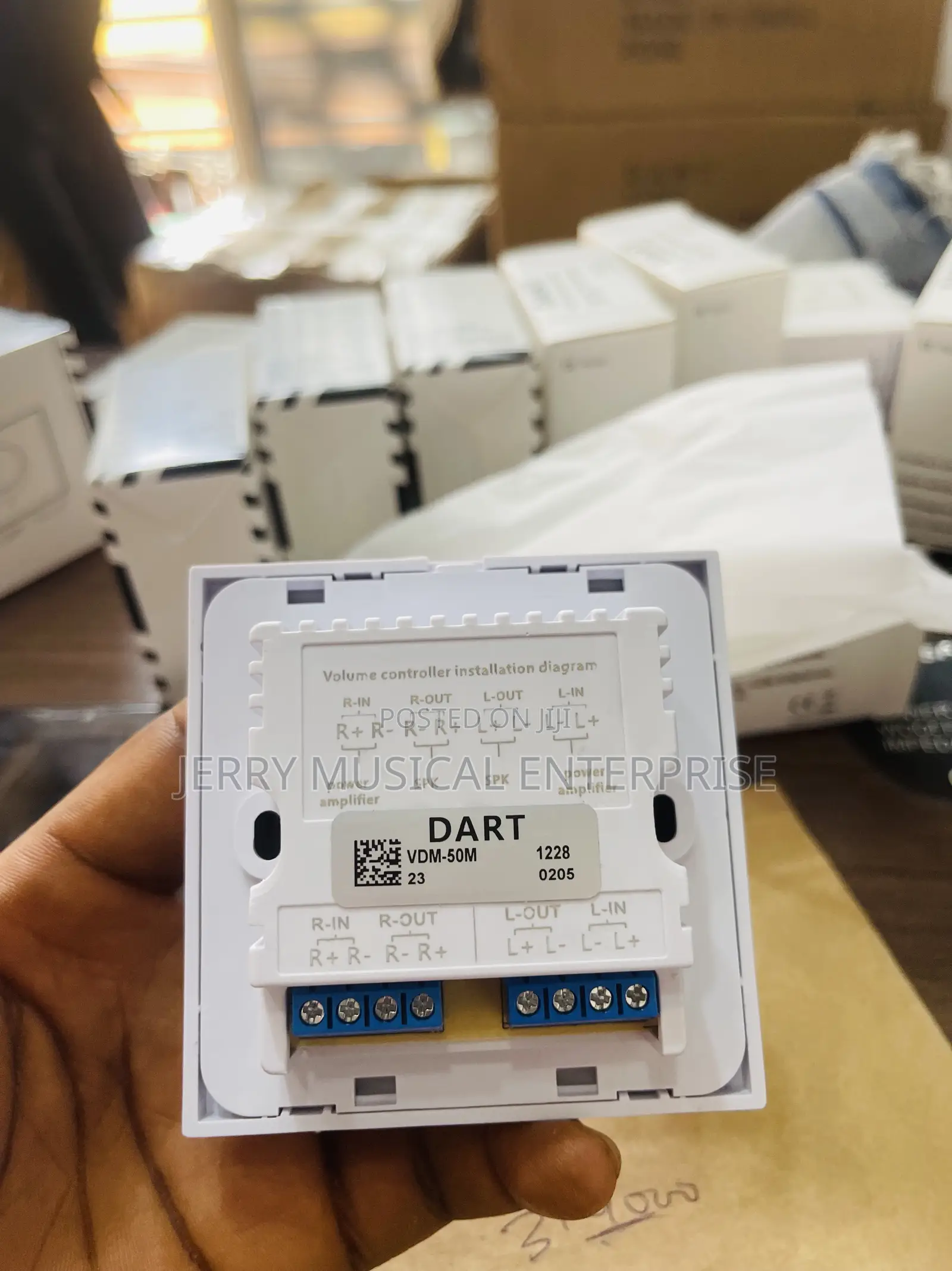 2channel White Volume Control for Pop Speakers