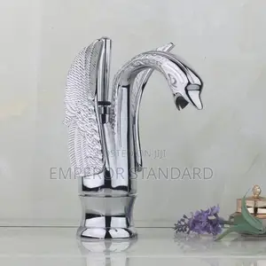 Bathroom Basin Tap Hot Cold Living Room Mixer Tap (Silver)