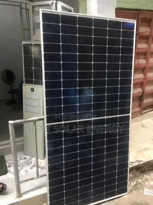 Jinko Half Cut Panel 650w/144cell
