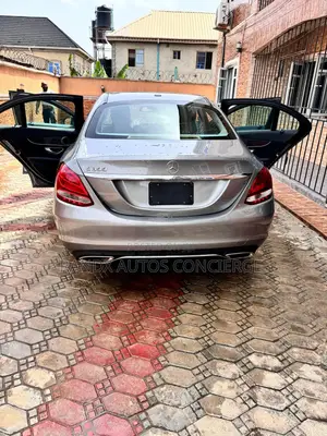 Mercedes-Benz C300 Sport 4dr RWD Sedan (2.0L 4cyl 7A) 2015 Gray