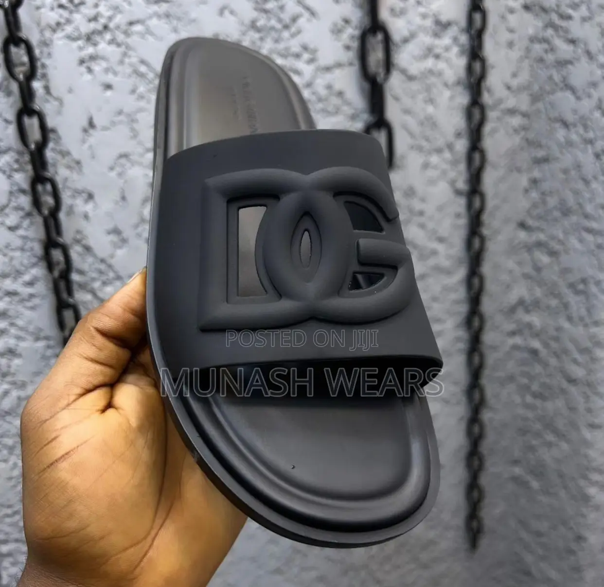 D G Slipers
