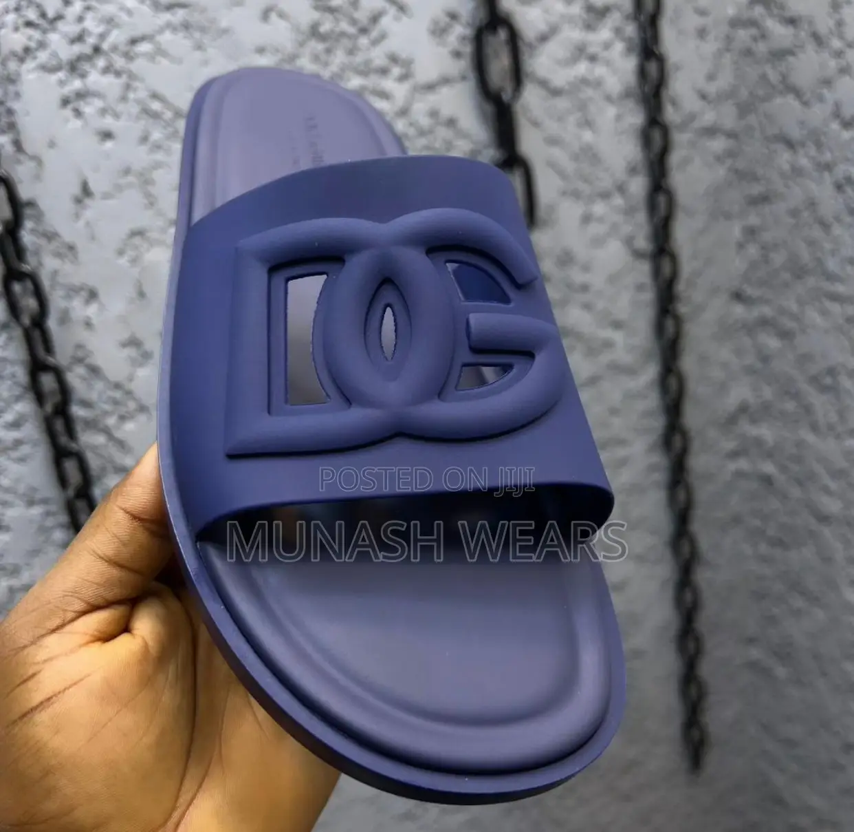D G Slipers