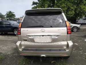 Lexus GX 470 2007 Gold