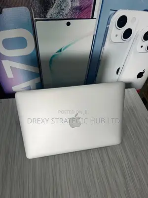 Laptop Apple MacBook Pro 2013 8GB Intel Core i5 SSD 256GB