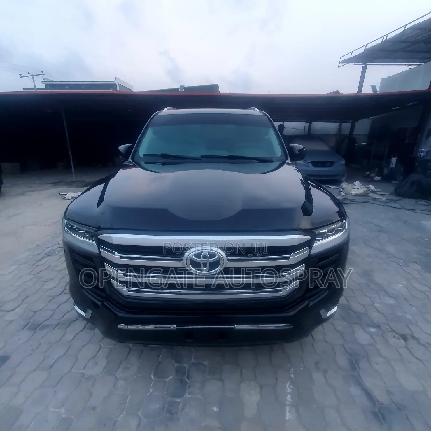 Premium Car Paint Workshop Using Only Sikkens Classic Paint