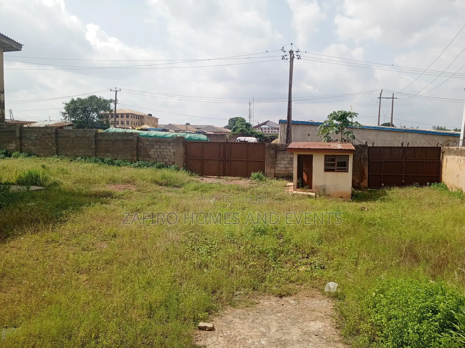 Massive 2000m2 Warehouse Near Lead City, Toll Gate, Ibadan