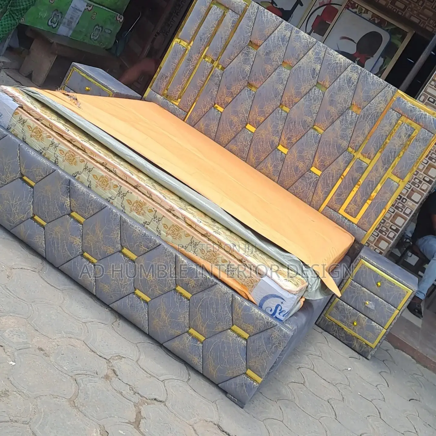 6/6 Standard Padded Bedframe.